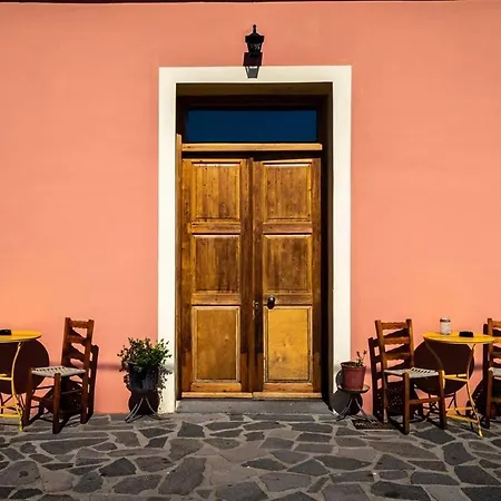Guest house αρσινόη- μεγαλοχωρι -μέθανα *